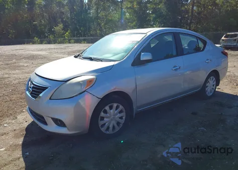 2013 Nissan Versa 1.6 Sv z USA, uszkodzony, nr VIN 3N1CN7AP0DL820481
